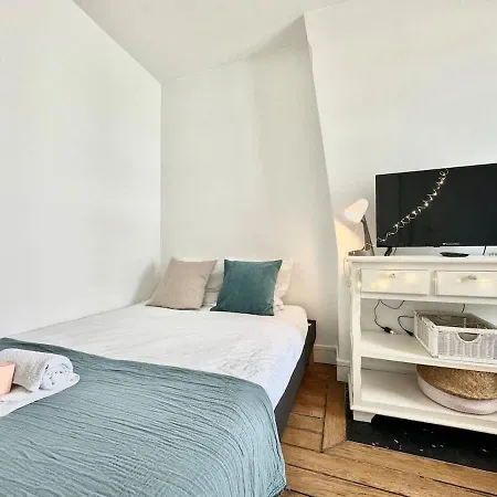 New 702 Piscine - Cosy Center * Parigi