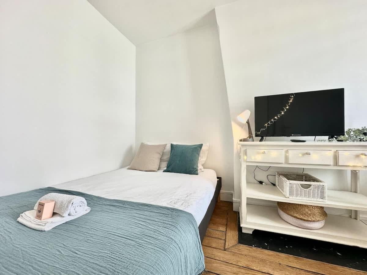 New 702 Piscine - Cosy Center * Parigi
